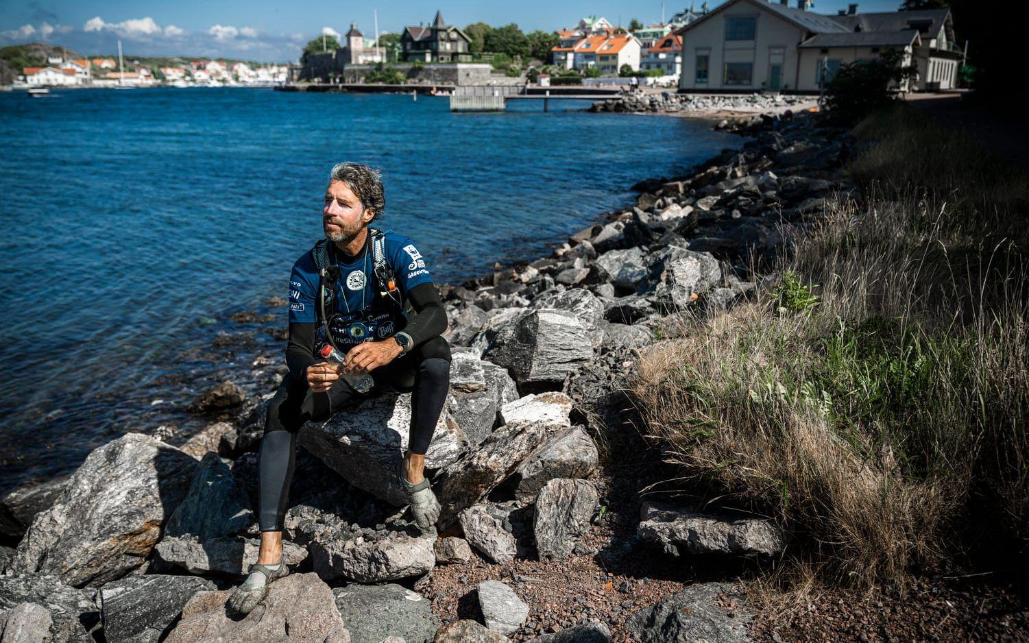 Under 32 dagar surfar han på vindsurfbrädan och när GP möter Merijn Tinga befinner han sig på Marstrand.